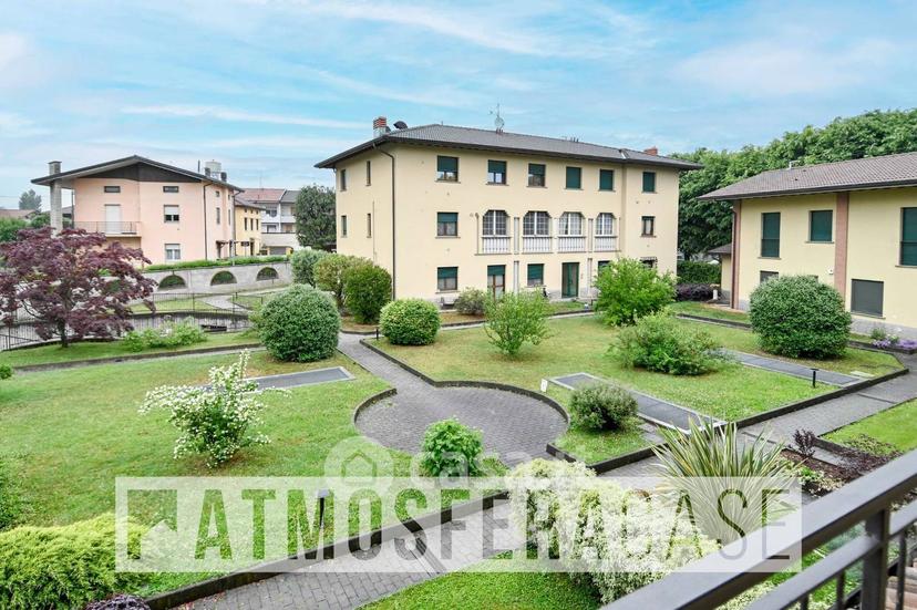 Trilocale in Via Circonvallazione 15 — foto 11 di 39
