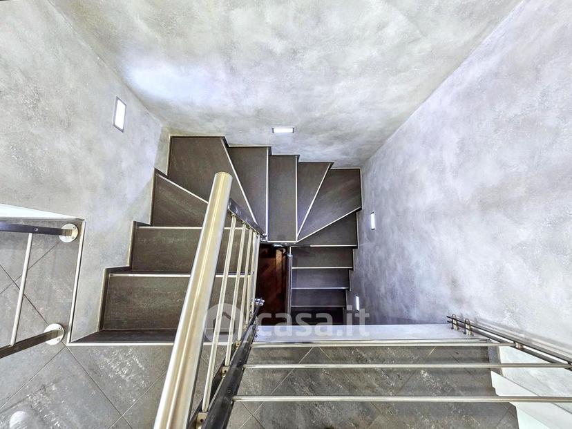 Quadrilocale in Via Flavio Gioia 25 — foto 22 di 54