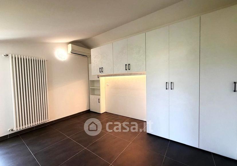 Quadrilocale in Via Unita d'Italia — foto 24 di 28
