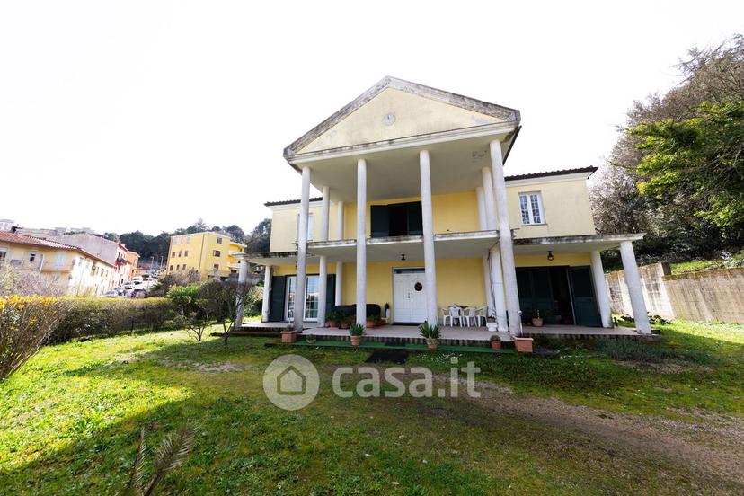Villa in Via Giacomo Puccini — foto 16 di 38