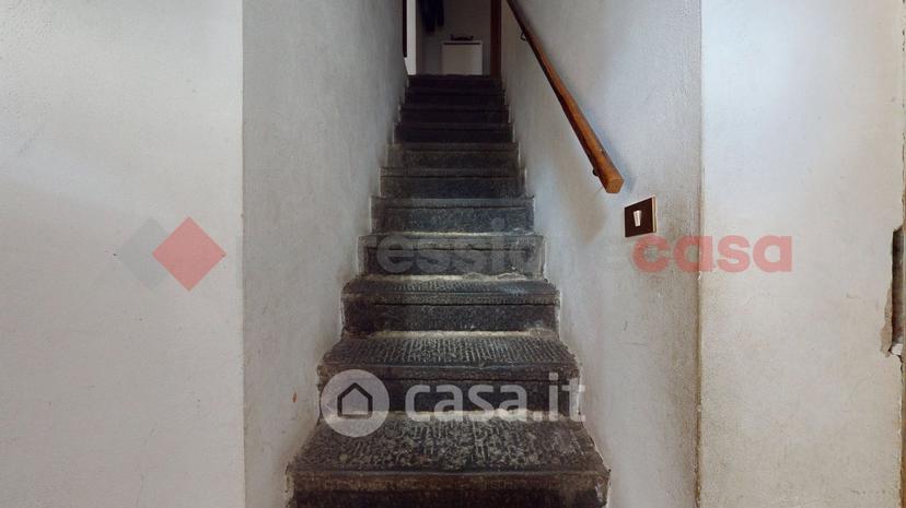 Appartamento in Via della Rocca 7 — foto 5 di 33