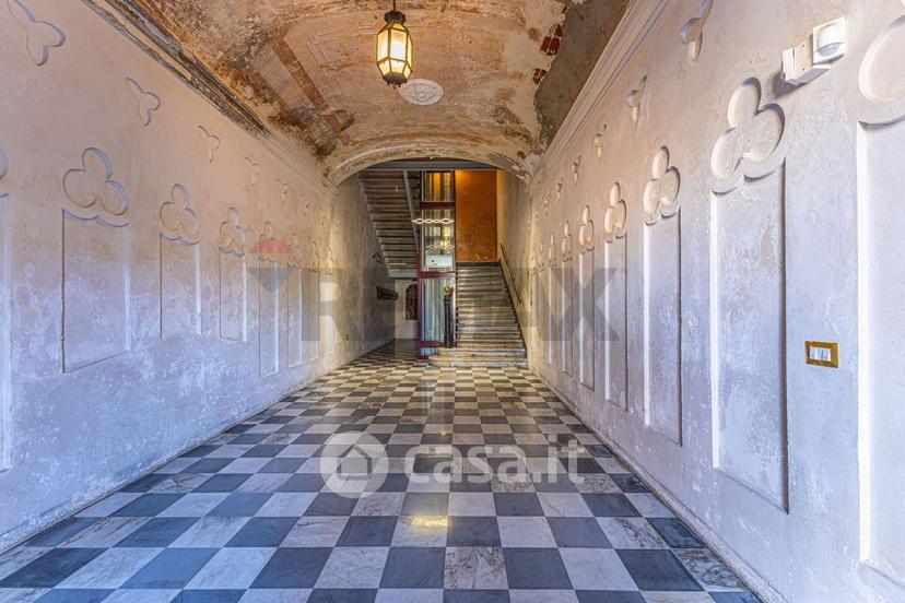 Appartamento in Piazza Tola 41