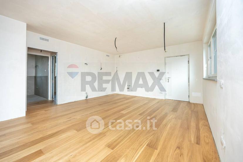 Trilocale in Via Piave 23 — foto 44 di 51