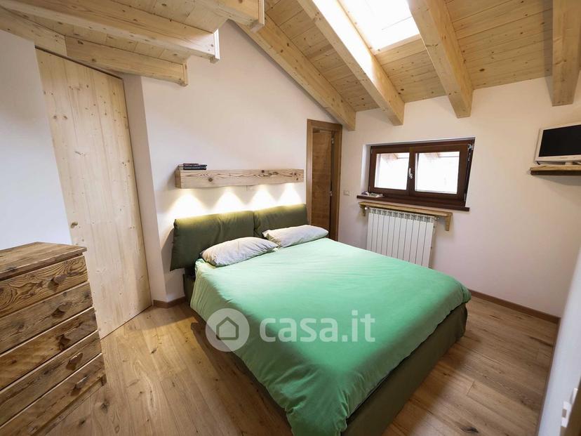Trilocale in Via Valeriana 30 — foto 12 di 30