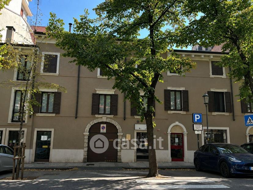 Trilocale in Via della Valverde 73 — foto 6 di 25