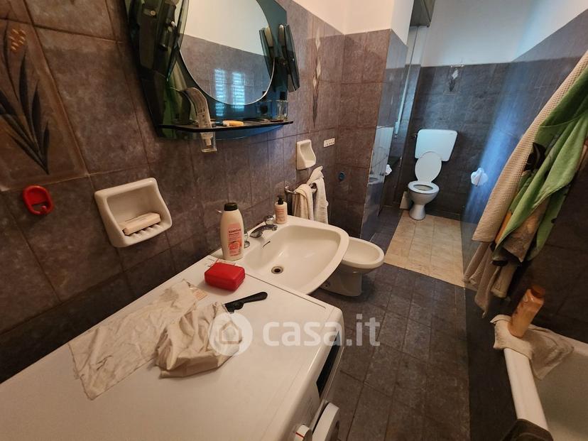 Trilocale in Via Tornafol 12 — foto 30 di 39
