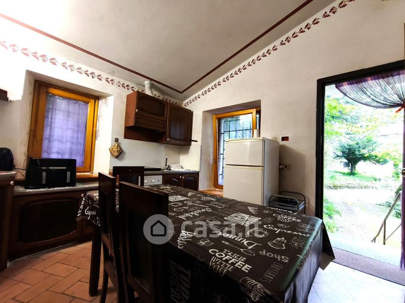 Villa in Via delle Ville 18 — foto 14 di 84