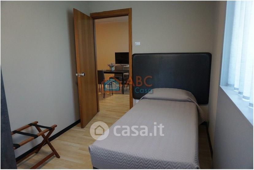 Trilocale in Via Tecchio — foto 8 di 11