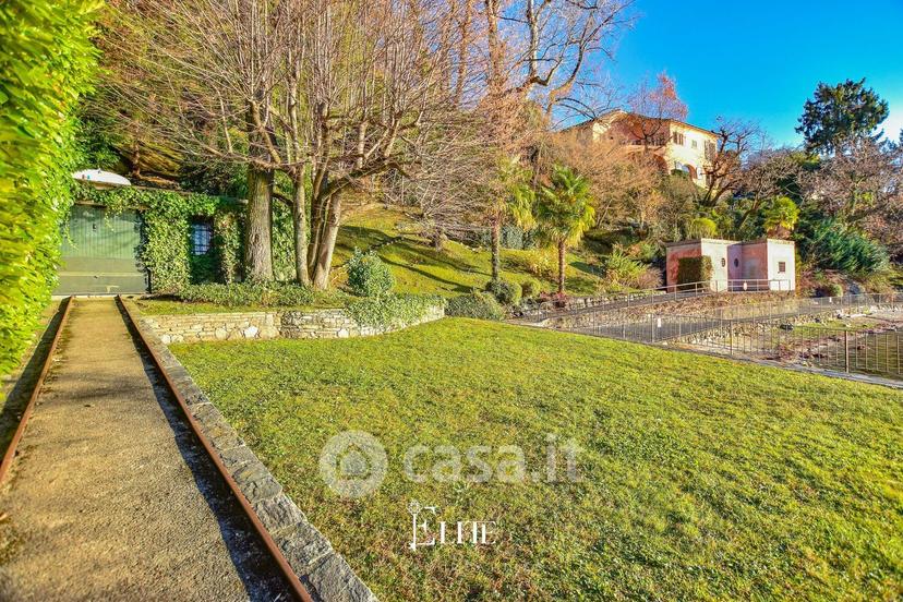 Villa in Via Verbano — foto 12 di 70