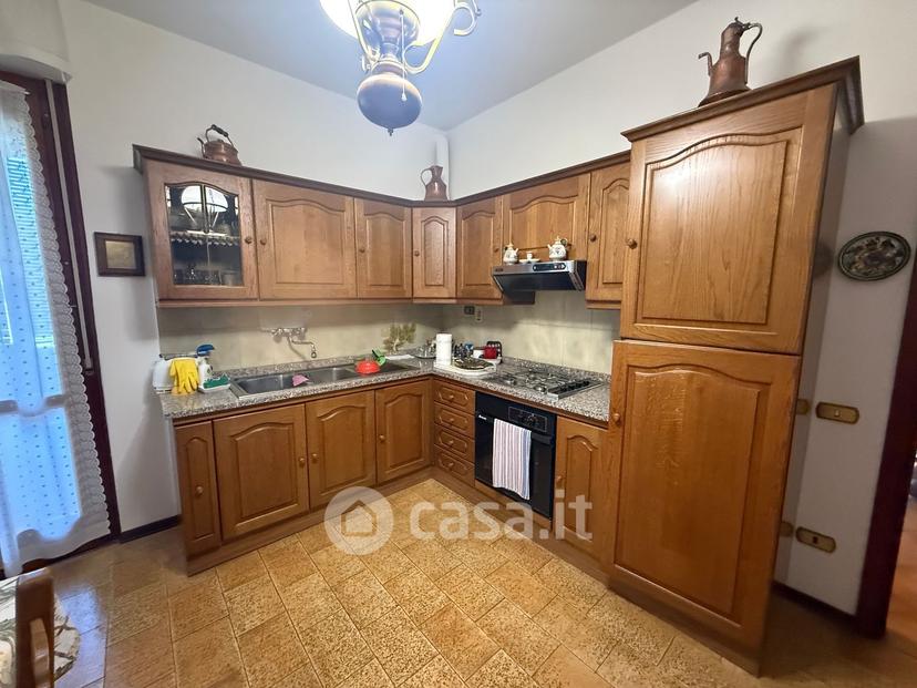 Trilocale in Via di Castello — foto 13 di 25