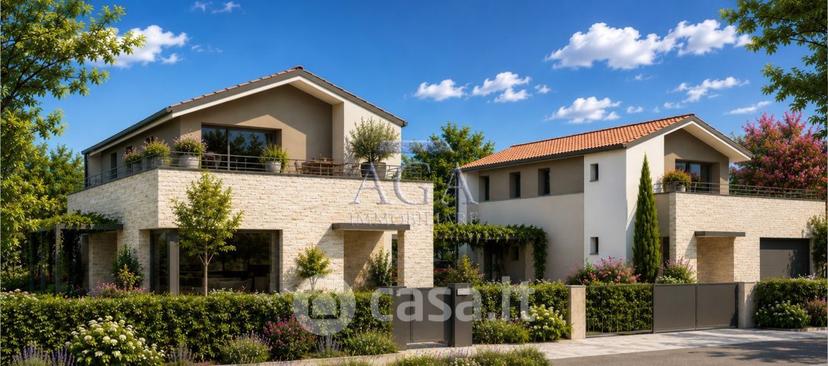 Villa in Viale degli Alpini 31 — foto 3 di 26