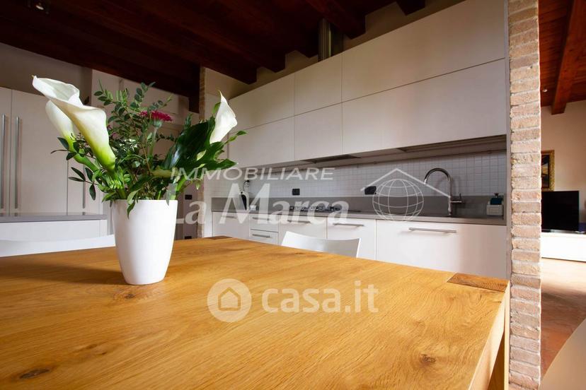 Villa in Via Osoppo 13 — foto 4 di 33