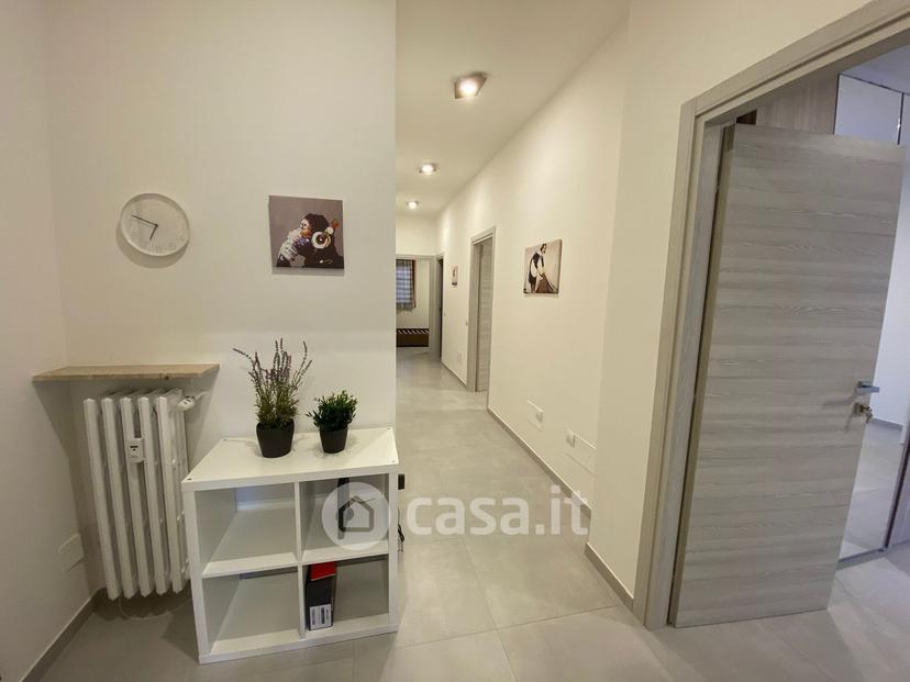 Stanza in Via Carlo Ferrarini 2 — foto 7 di 20