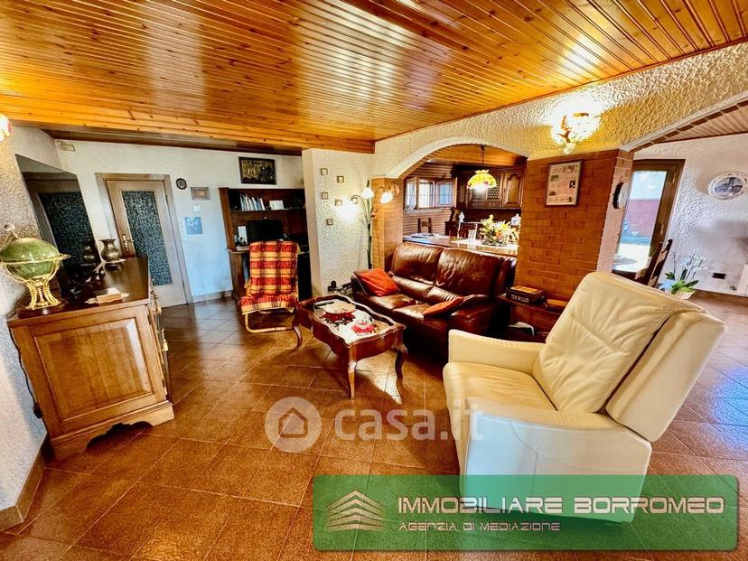 Villa in Via Adige — foto 31 di 45