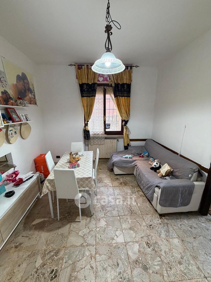 Trilocale in Via Achille Grandi 13 — foto 6 di 31