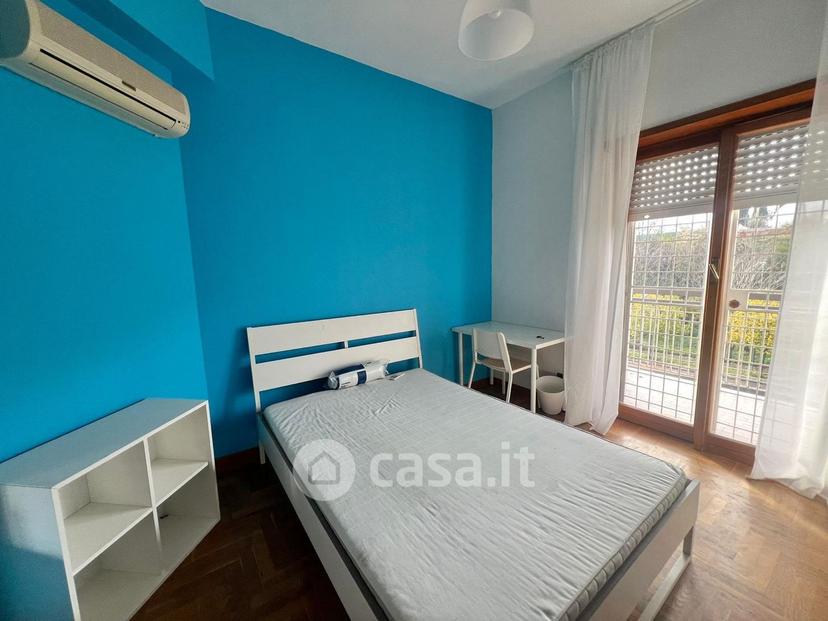 Stanza in Via Enrico Albanese — foto 13 di 15