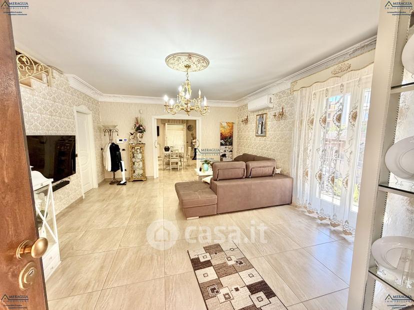 Villa in Via Vittorio Emanuele 129 — foto 30 di 32