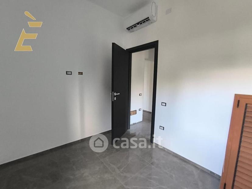 Quadrilocale in Via Cipro 34 — foto 13 di 13