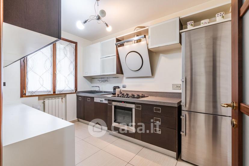 Trilocale in Quartiere Don Reverberi 49 — foto 18 di 39