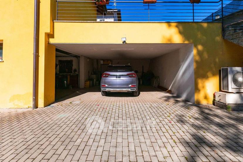 Villa in Via dei Boschi 12 — foto 20 di 37