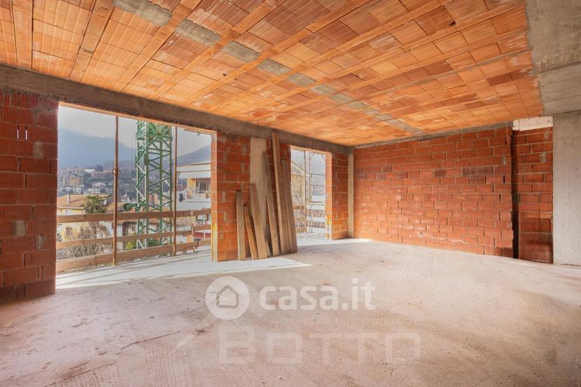 Villa in Vicolo Mergozzolo 20 — foto 21 di 48