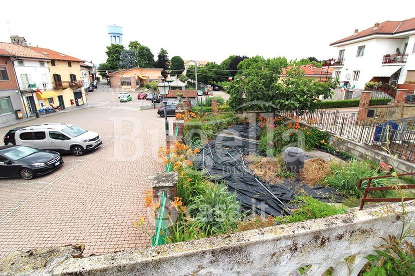 Appartamento in Piazza Castello 4 — foto 2 di 52
