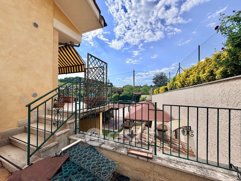 Villa in Via Lago di Como 22 — foto 48 di 82