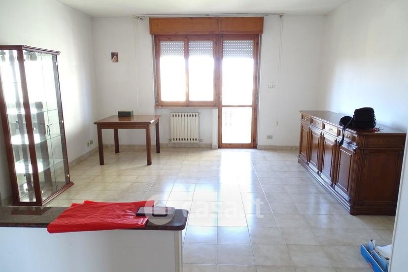 Quadrilocale in Via Pietro Nenni 6 — foto 18 di 36