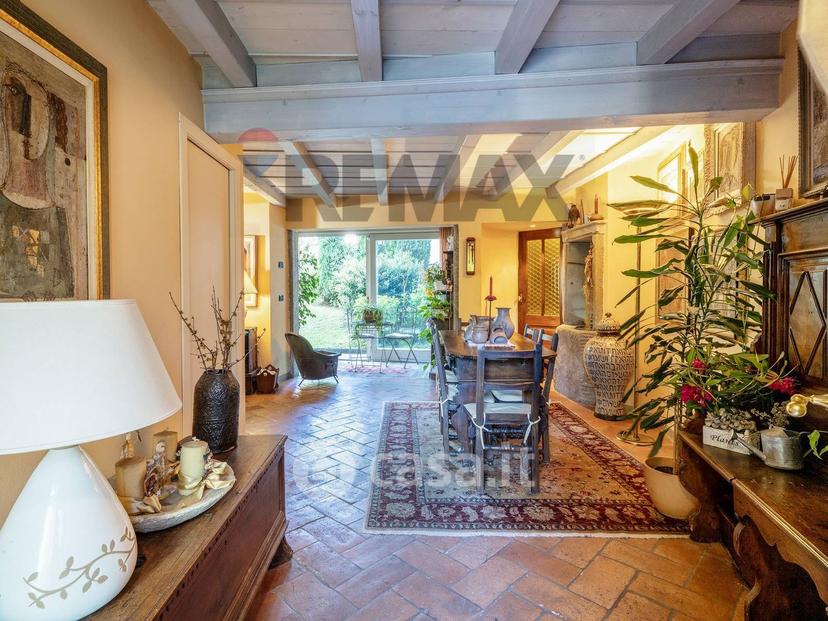 Villa in Via delle Monache — foto 4 di 42