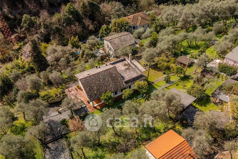 Villa in Via Cornice di Sant'Ambrogio 23 a