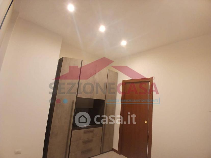 Bilocale in Via Milano 3 — foto 2 di 23