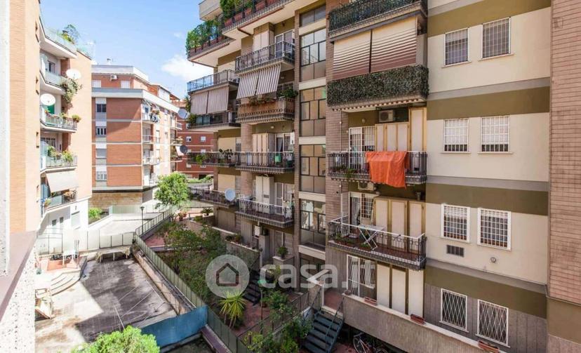 Stanza in Via Arturo Graf — foto 3 di 13