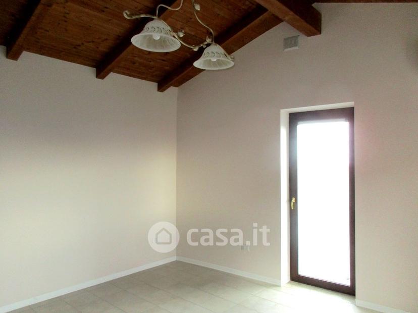 Bilocale in Via Fontana Colomba — foto 4 di 34