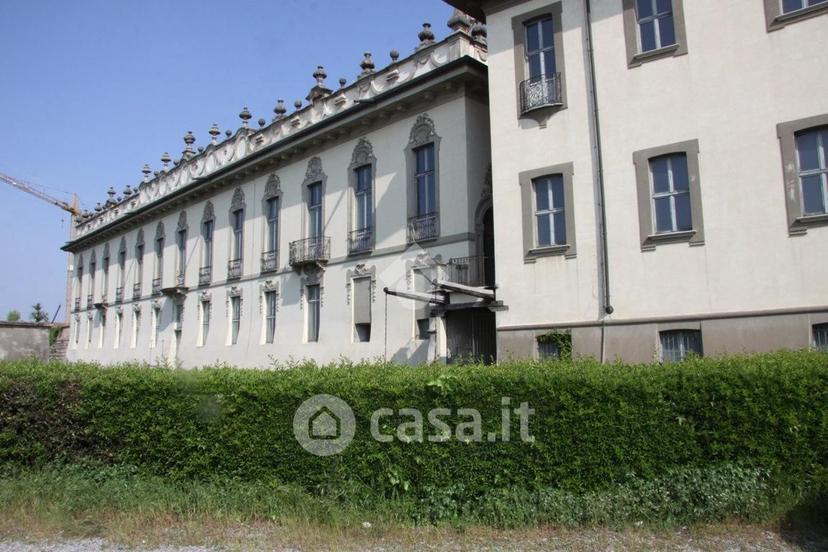Trilocale in Via Manzoni — foto 18 di 21