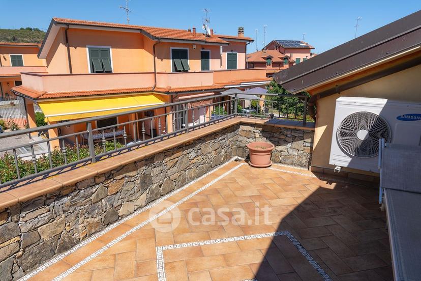 Villa in Via Edmondo de Amicis — foto 21 di 36