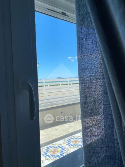 Appartamento in Lungomare Nazario Sauro 46 — foto 2 di 20