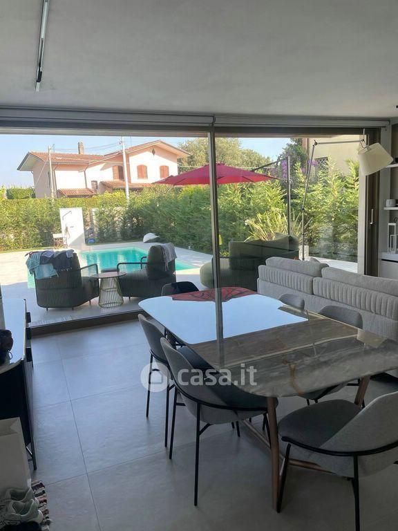 Villa in Via Salvador Allende 94