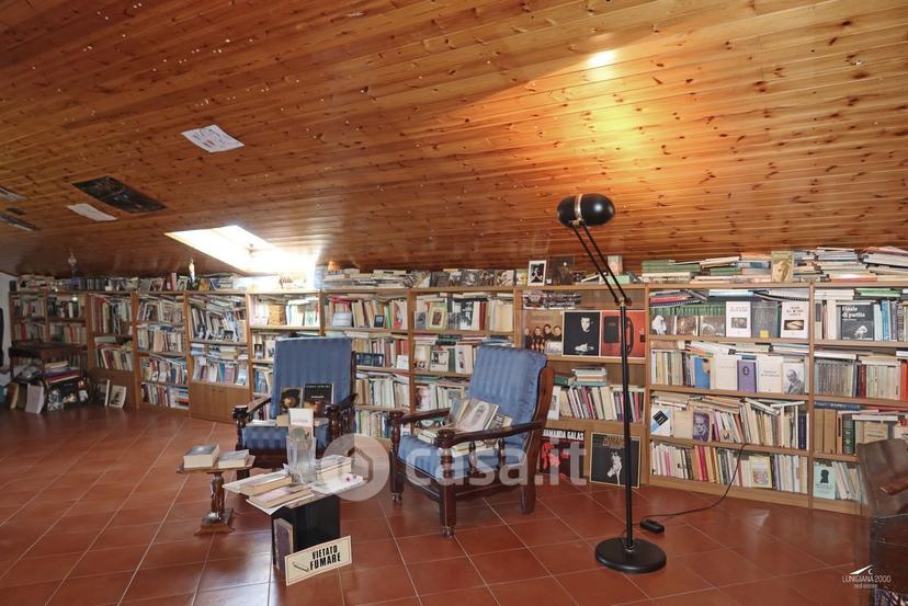 Villa in Via Nazionale 49