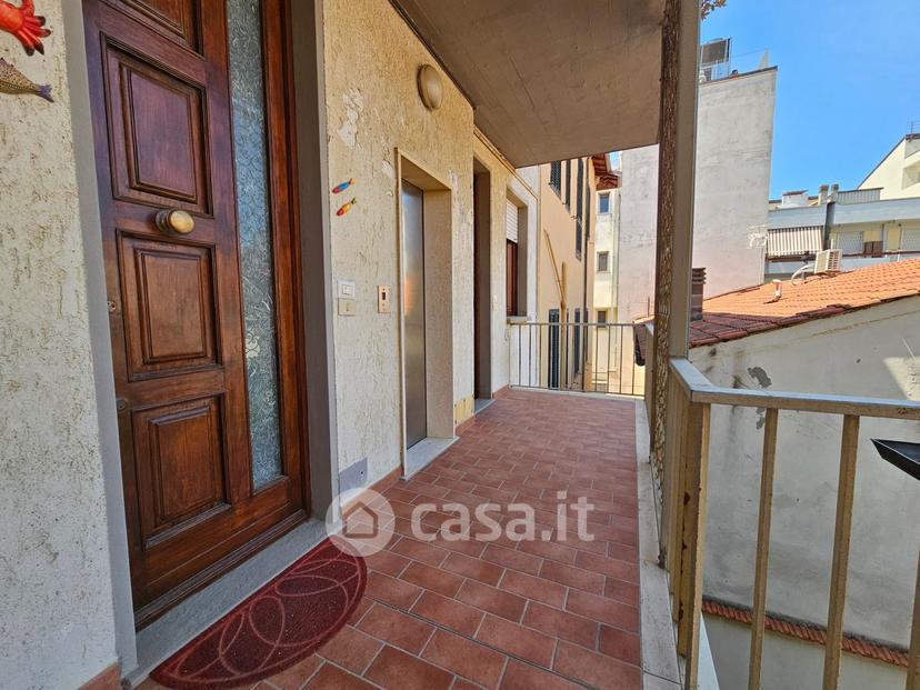 Trilocale in Via San Martino 12 — foto 3 di 20