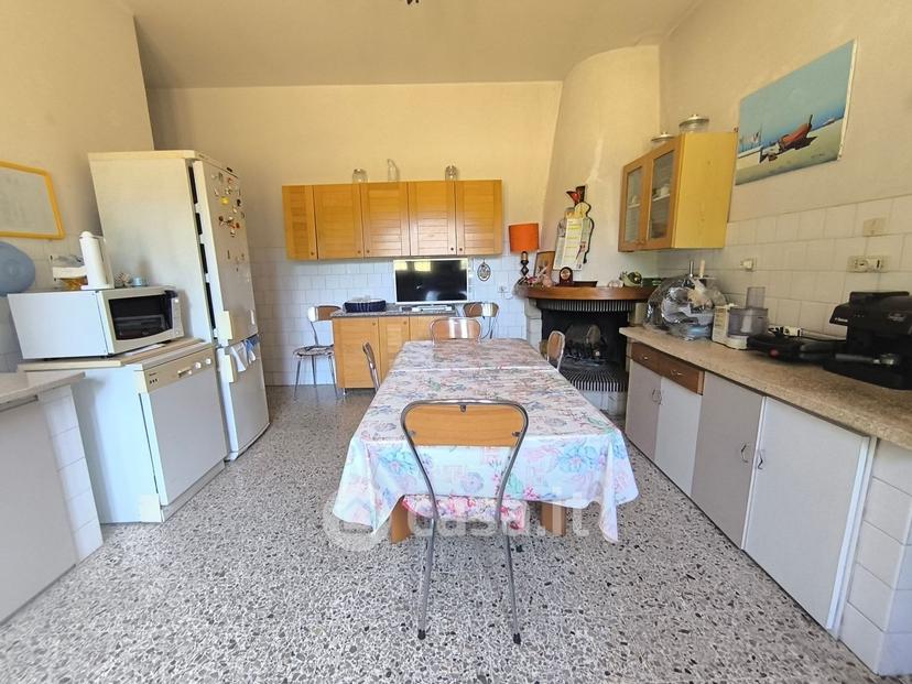 Villa in Località Colle — foto 22 di 111