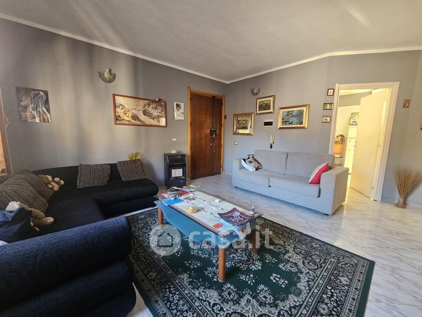 Stanza in Via Arno 2 /b — foto 10 di 14