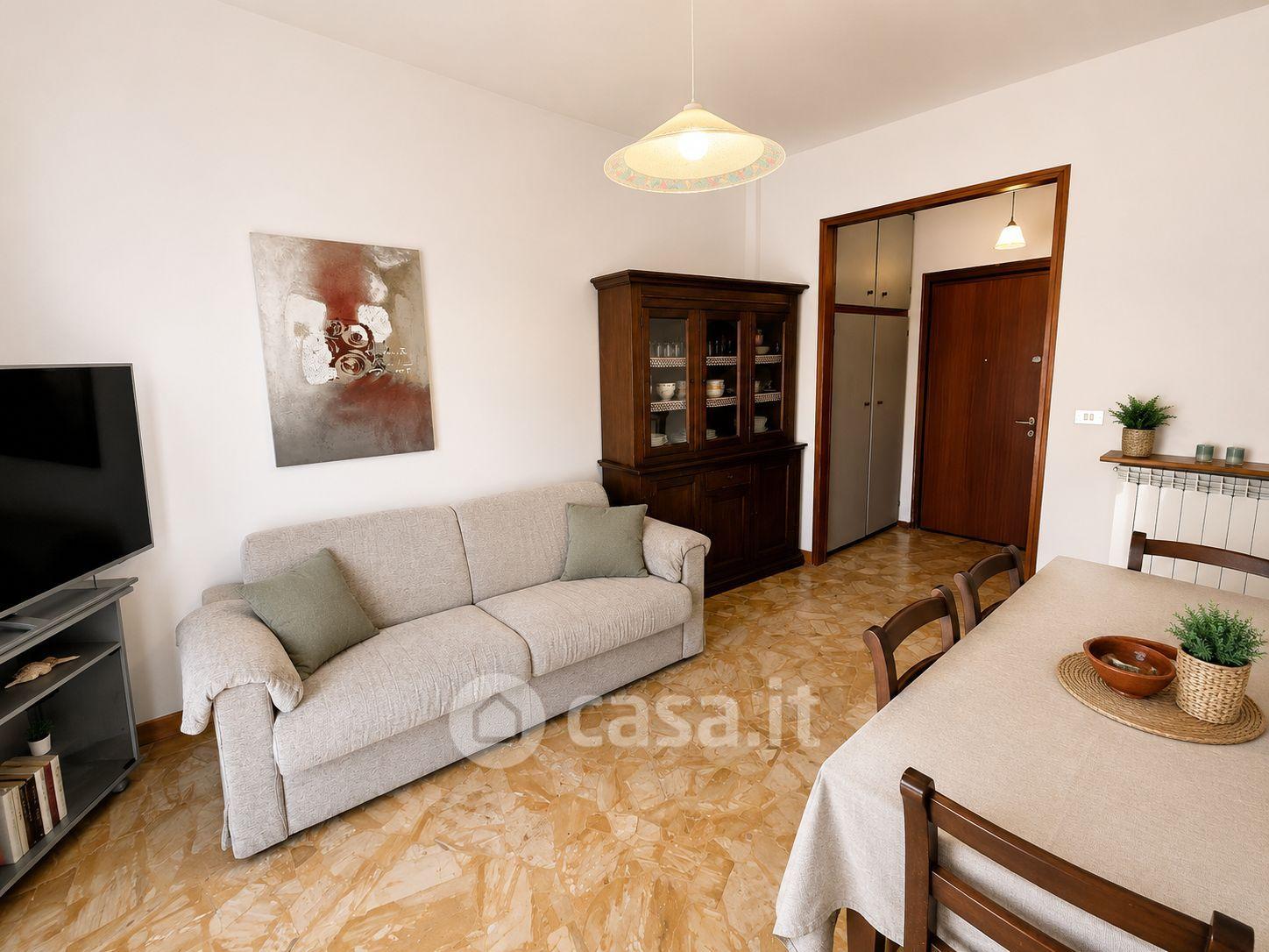 Bilocale in Via Michelangelo Corosu 34