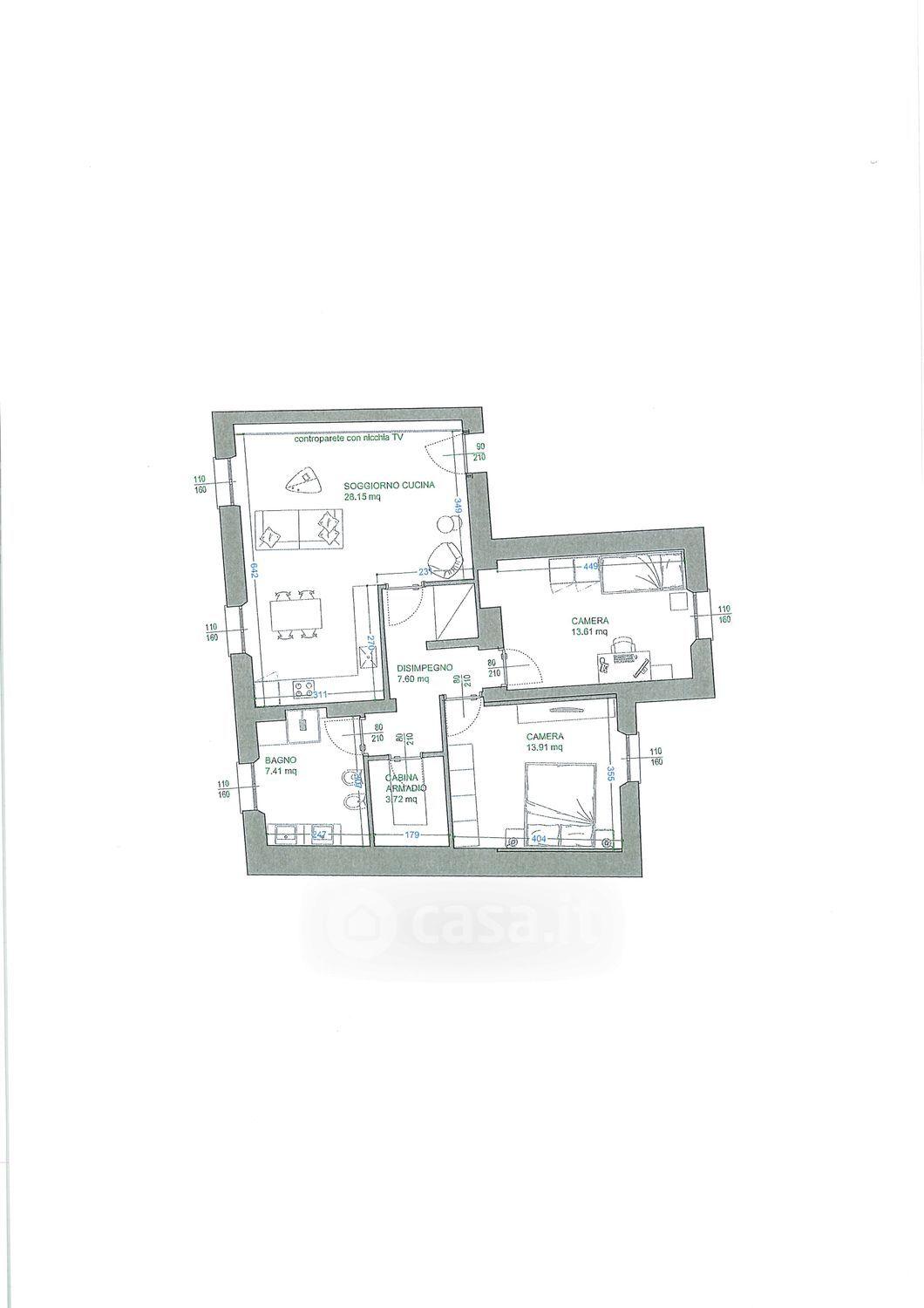 Trilocale in Via Collegio Manzoni 14