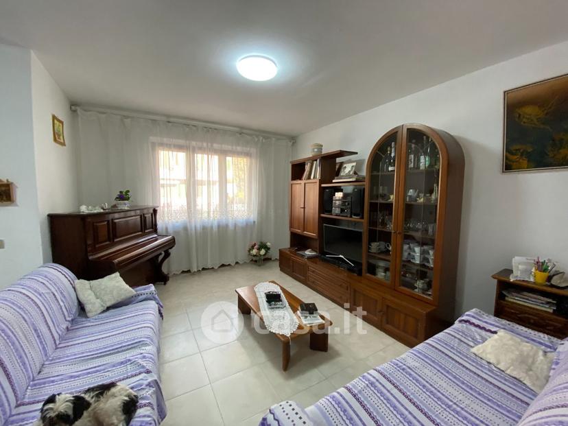 Villa in Via Sandro Pertini