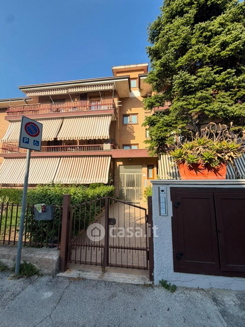 Bilocale in Via Puglie 25 — foto 2 di 29