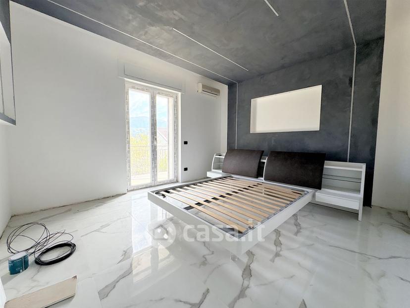 Villa in Via Madre Teresa di Calcutta — foto 27 di 27