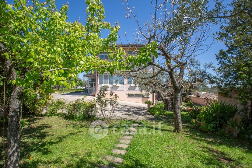 Villa in Contrada Astignano — foto 37 di 50