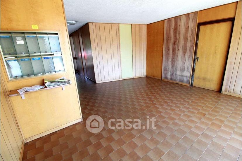 Quadrilocale in Via Fara 31 — foto 10 di 39