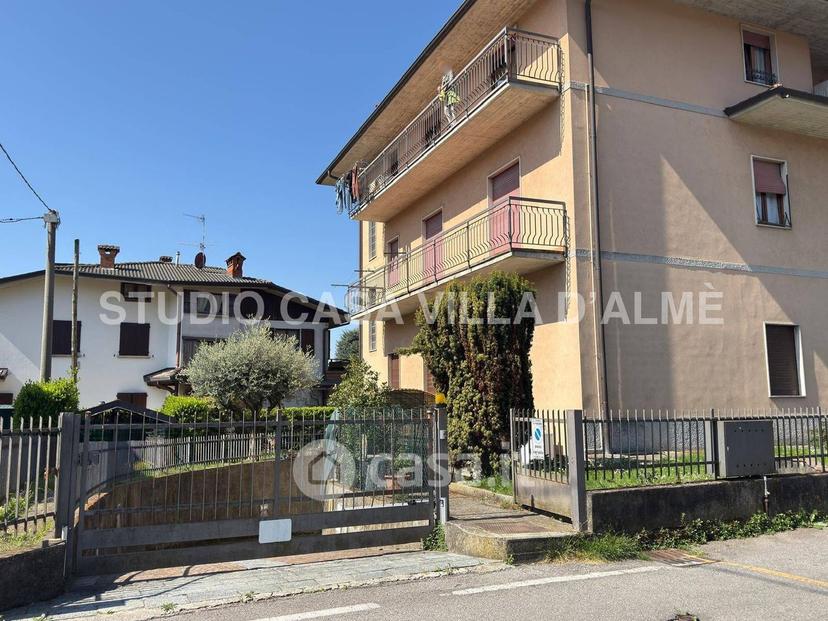 Quadrilocale in Via Madonna dei Campi — foto 10 di 46