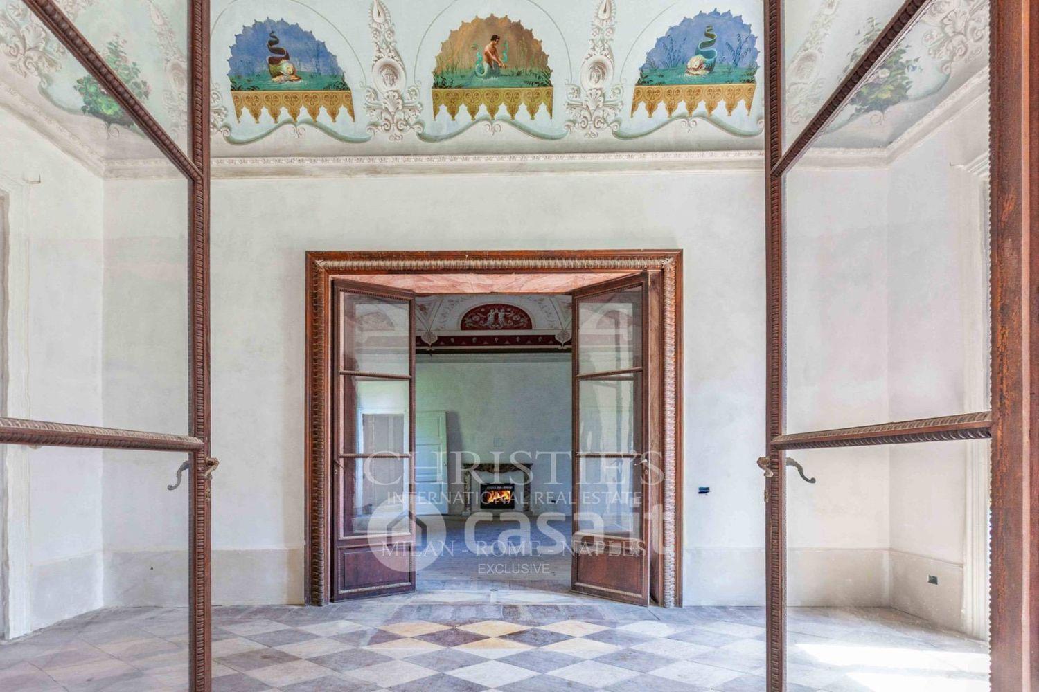 Villa in Via Giuseppe Parini 9